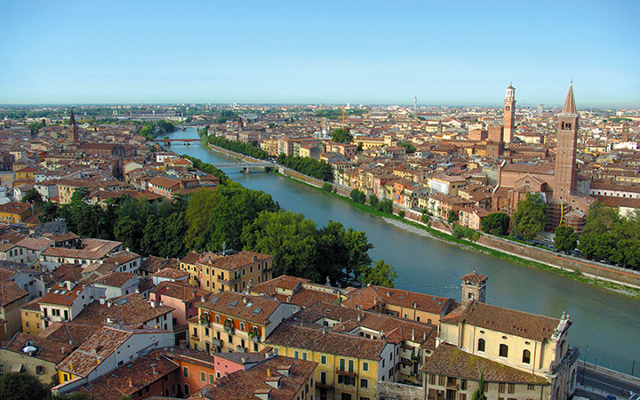 Day Trip To Verona & Lake Garda From Milan.